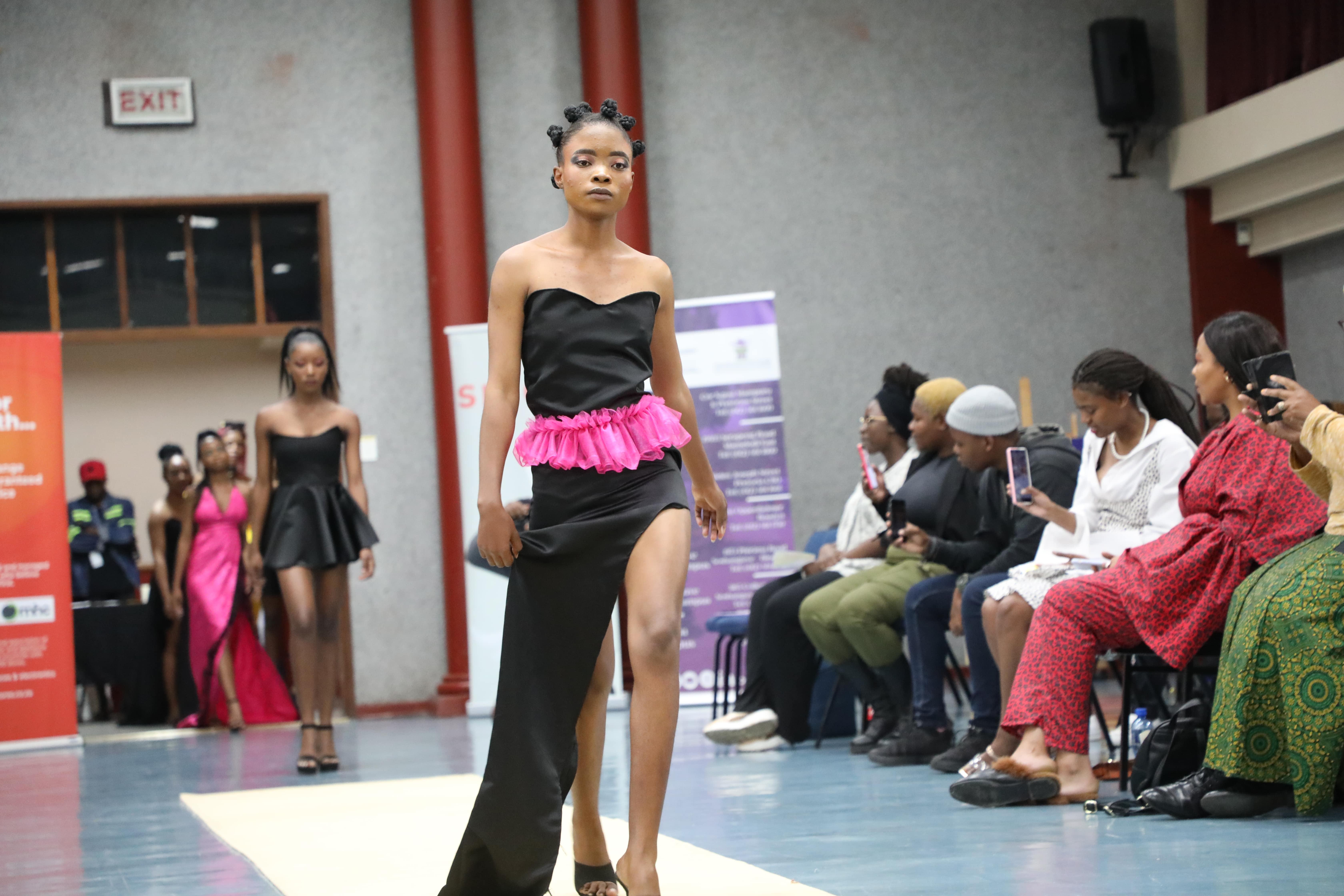 Fashion show 01